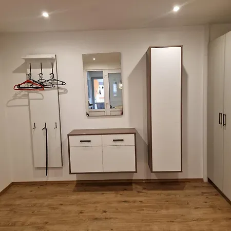 Moderne Grosse 2 Raumwohnung Mit Wlan, Vollausgestattete Kueche דירה Stadtilm