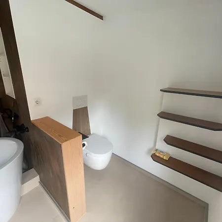 Apartment Moderne Grosse 2 Raumwohnung Mit Wlan, Vollausgestattete Kueche